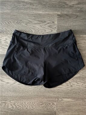 Lululemon Mid-Rise 4” Speed Up Short
